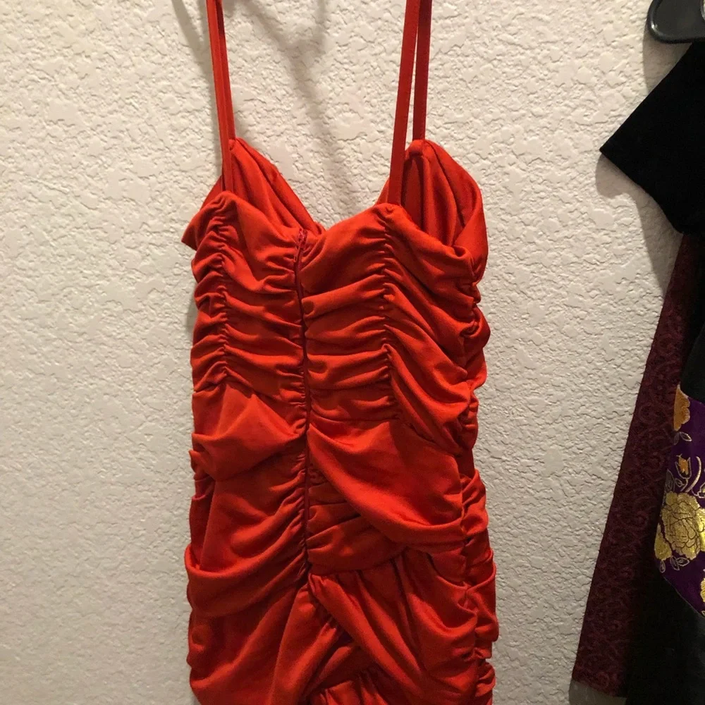 Dress - Picture 5 of 5